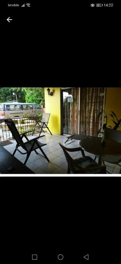 Tonys Guest House Port of Spain Экстерьер фото